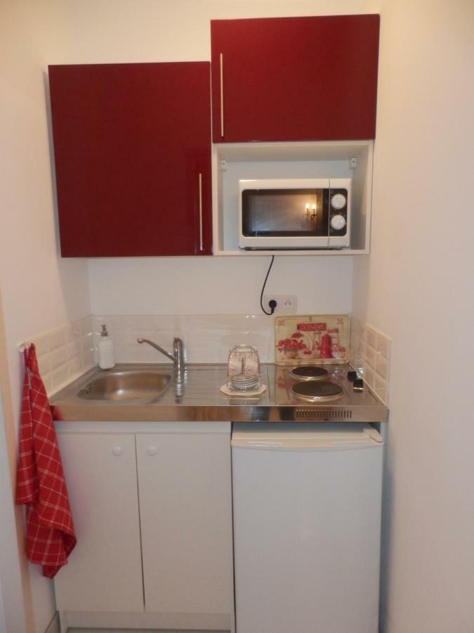 Mas Les Vieux Chenes Bed & Breakfast Lambesc Dış mekan fotoğraf