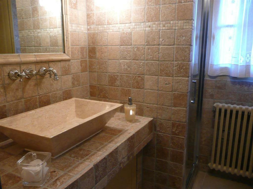 Mas Les Vieux Chenes Bed & Breakfast Lambesc Dış mekan fotoğraf