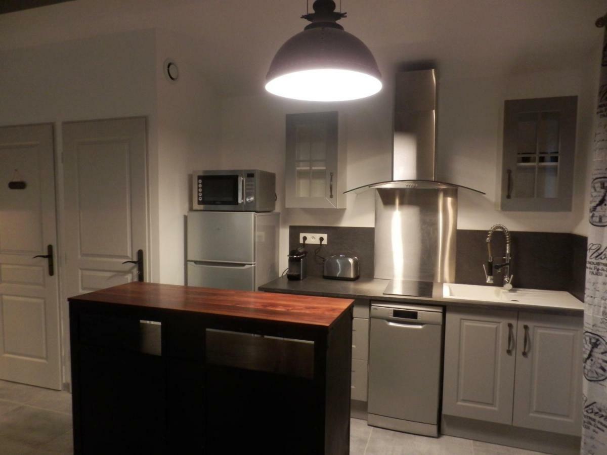 Mas Les Vieux Chenes Bed & Breakfast Lambesc Dış mekan fotoğraf