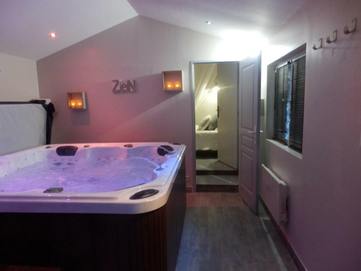 Mas Les Vieux Chenes Bed & Breakfast Lambesc Dış mekan fotoğraf